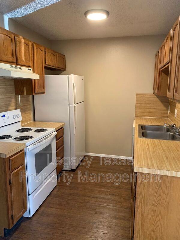 1419 Kilpatrick Ct #C - Photo 3 of 19