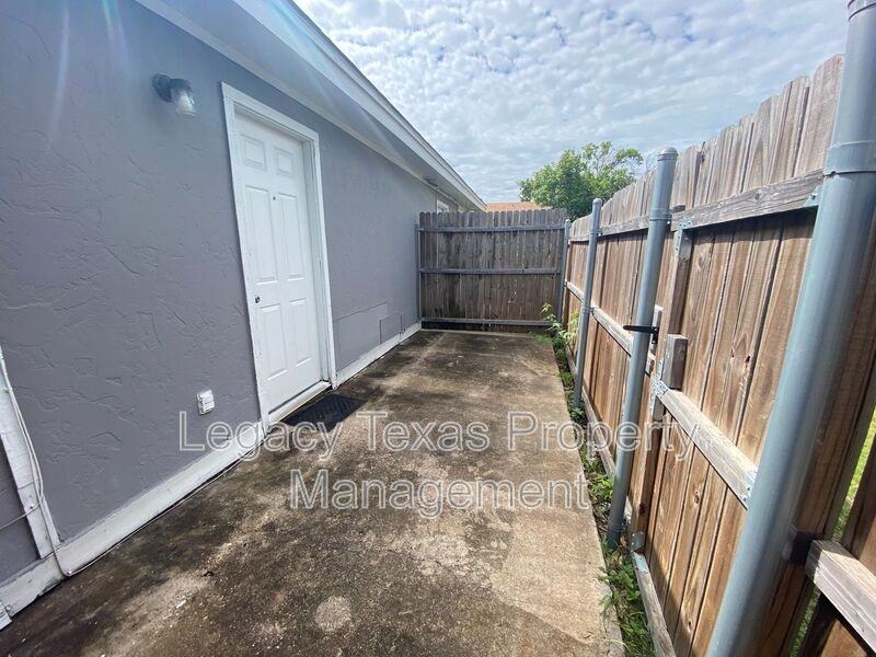 1419 Kilpatrick Ct #C - Photo 5 of 19