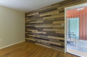 featured image of 804 N Locust St