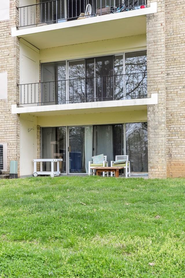 620 6th Avenue - Photo 4 of 14