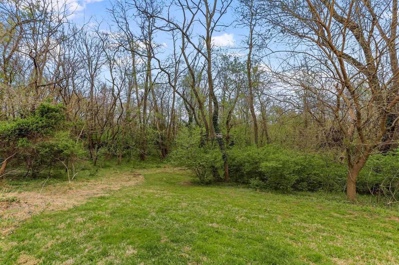 620 6th Avenue - Photo 7 of 14