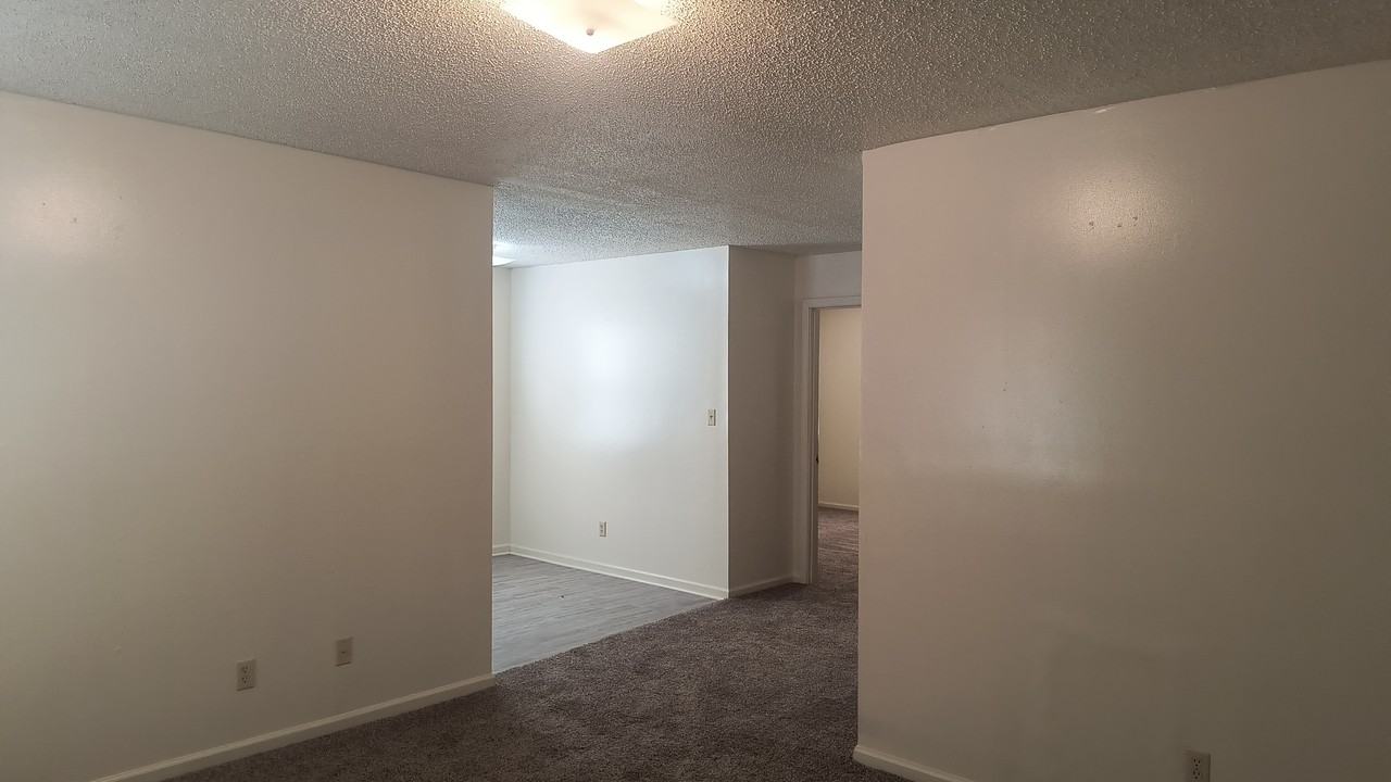 2710 South Taft Street - Photo 2 of 6