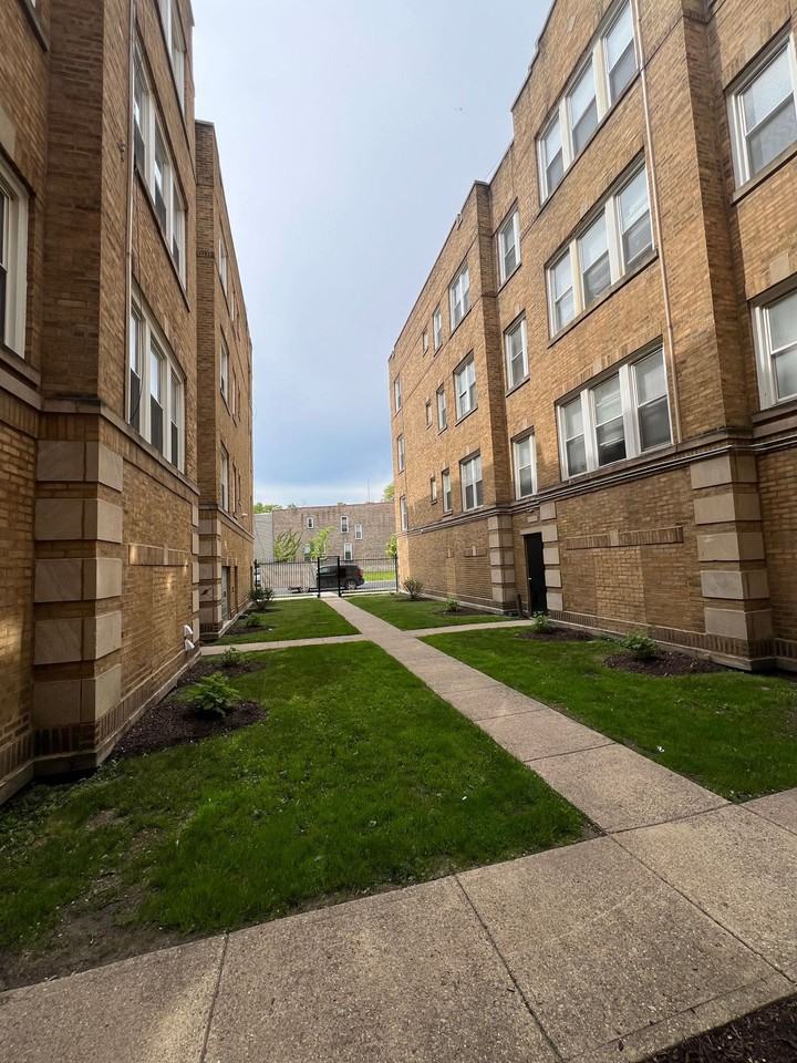 348 74TH ST - Photo 3 of 20