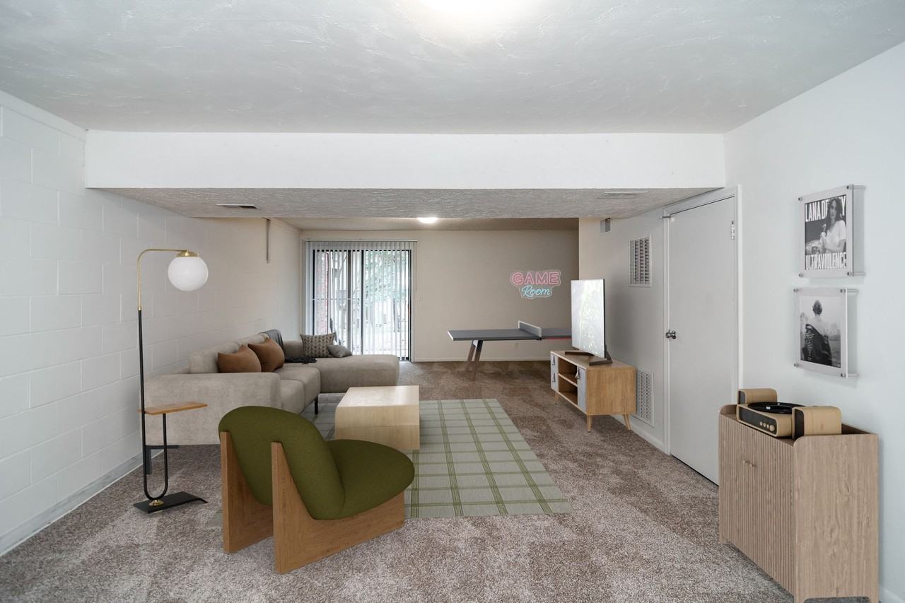 Lake Forest Townhomes - Photo 4 of 13