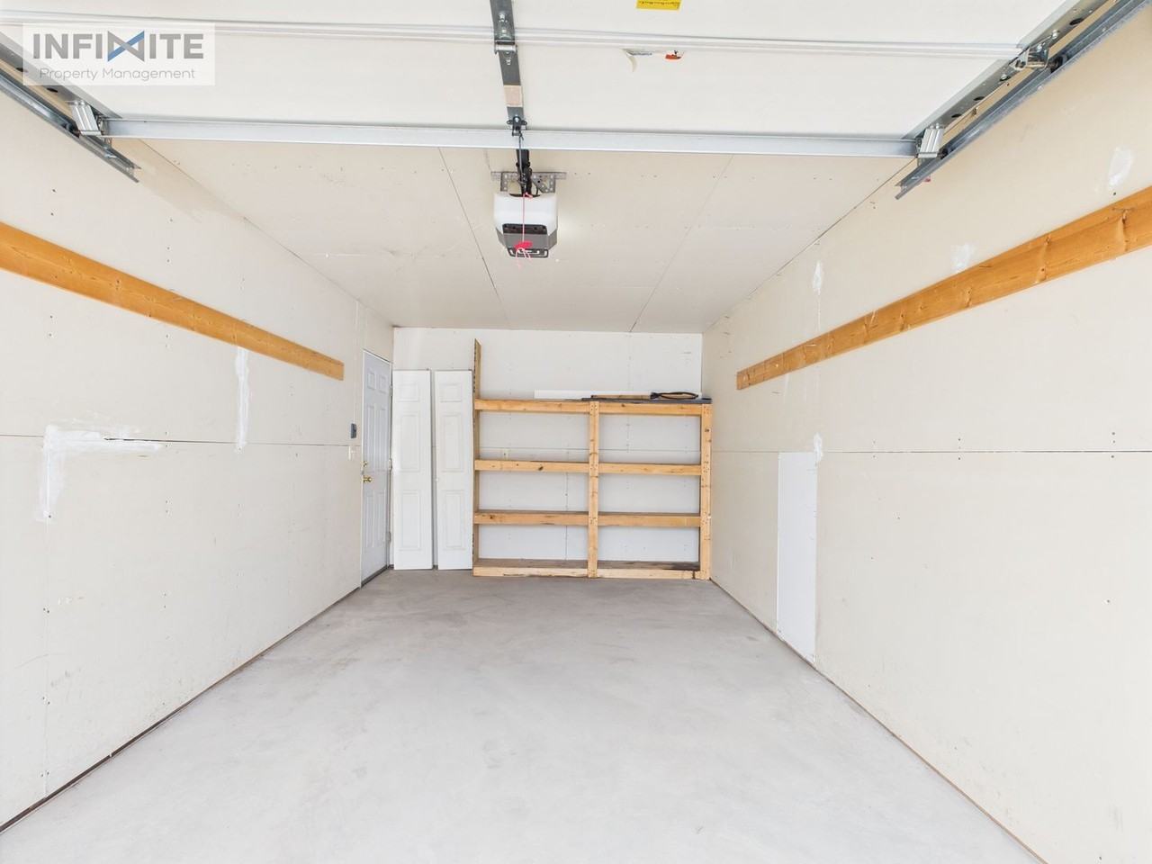 212 Show Place #D - Photo 2 of 16