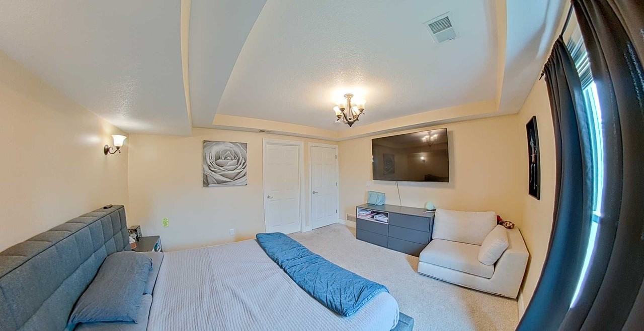 601 Harland Dr - Photo 4 of 11