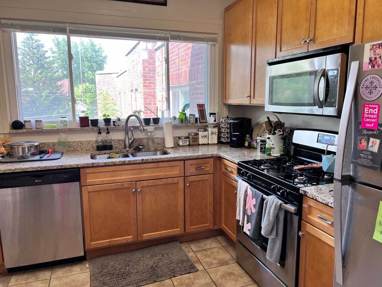 3578 Burch Ave - Photo 6 of 49