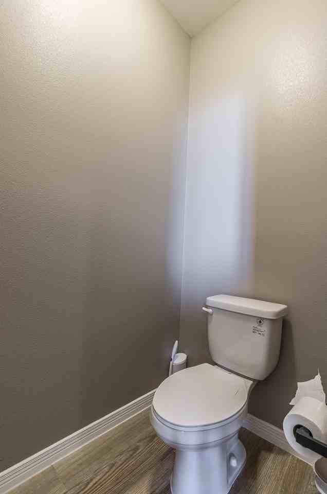 871 Maple Park Ave - Photo 3 of 26