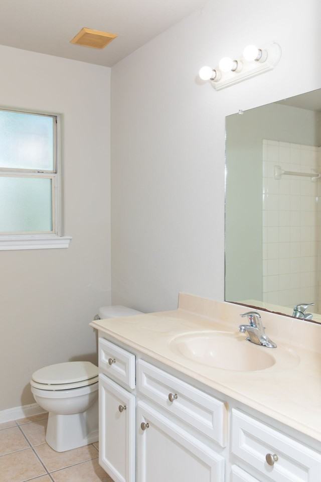 Duplex For Lease - Photo 5 of 41