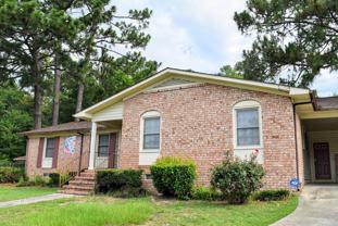 2105 Hobson Ct - Photo 1 of 1