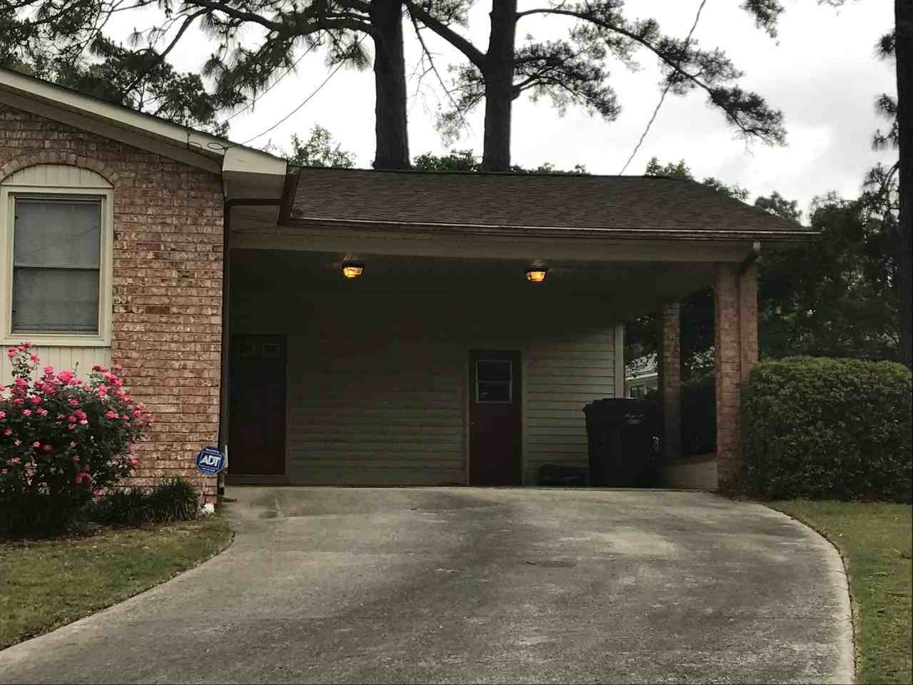 2105 Hobson Ct - Photo 3 of 25