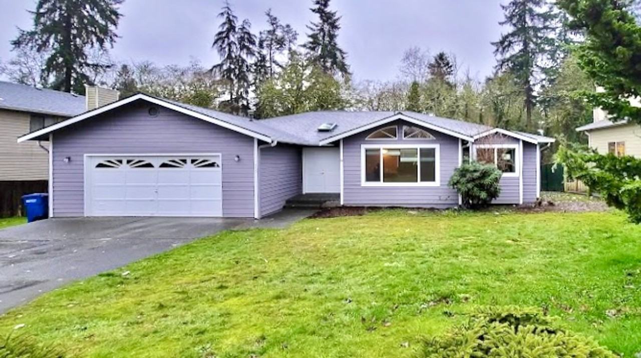 1339 S 251st Pl - Photo 2 of 21