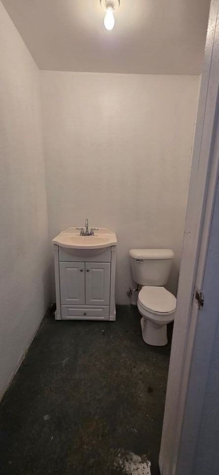 4901 Ridge Road - Photo 6 of 12