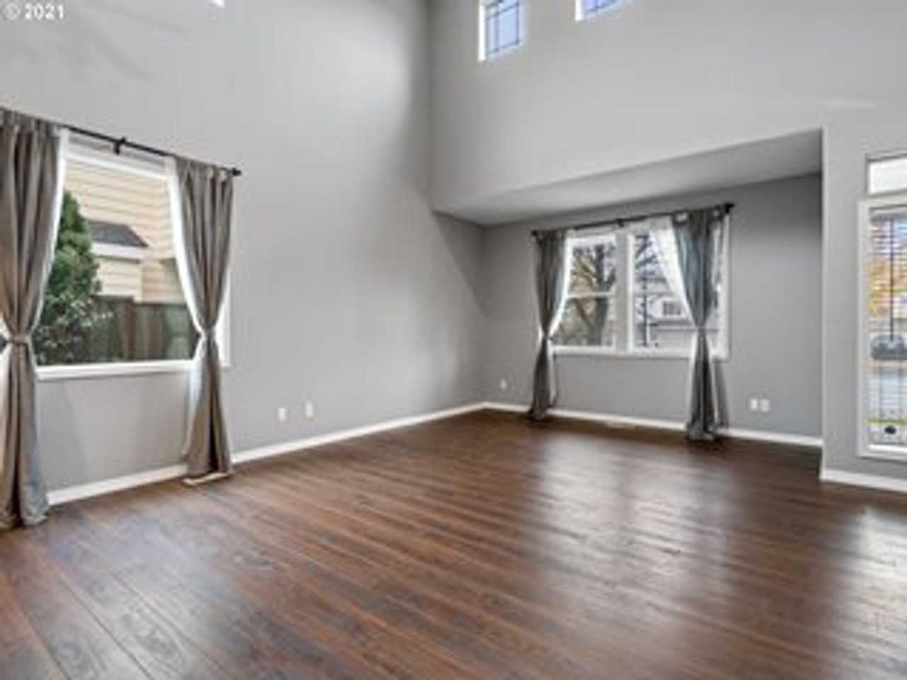 16037 Se Peace Ct - Photo 2 of 26