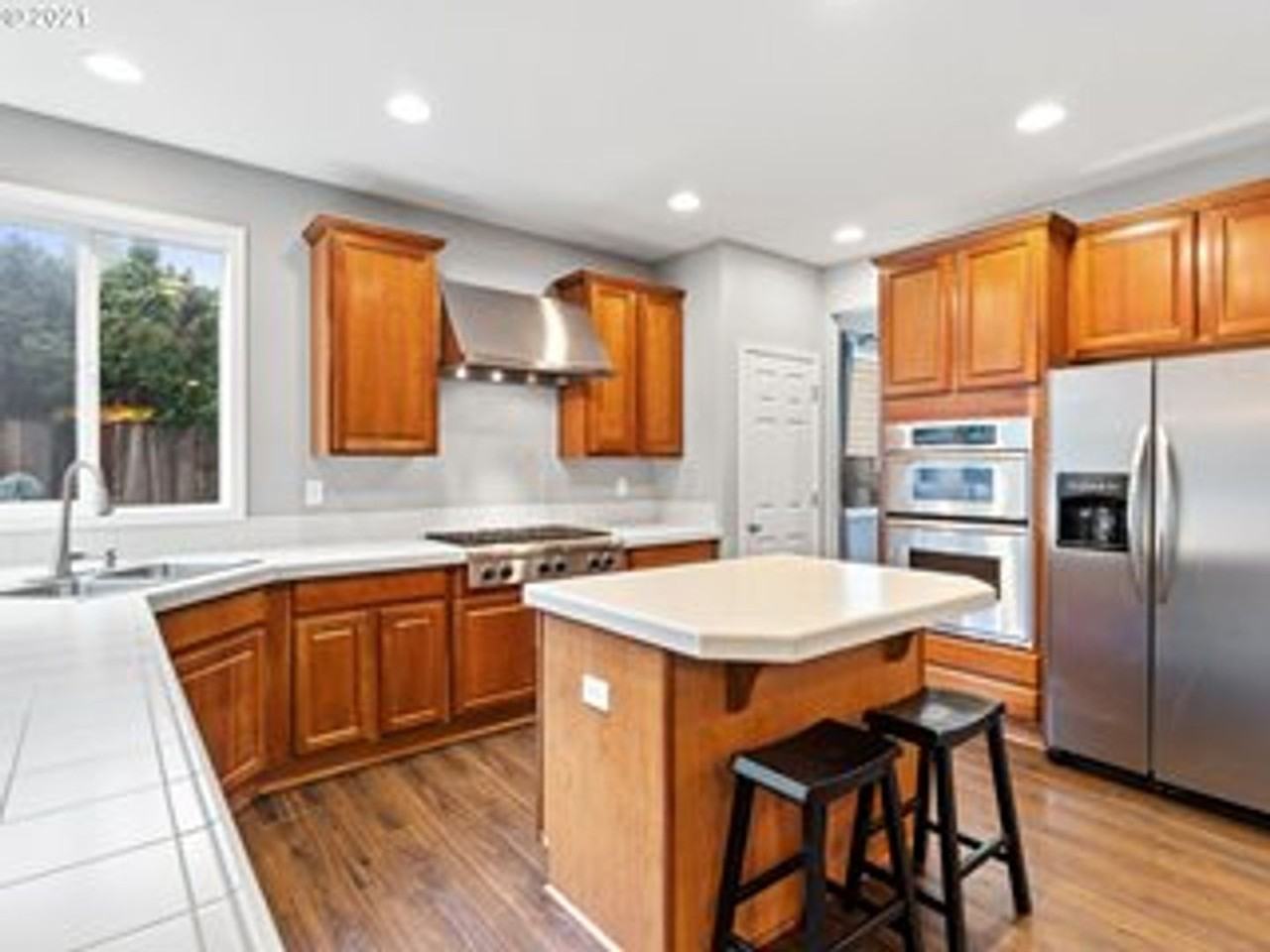 16037 Se Peace Ct - Photo 4 of 26