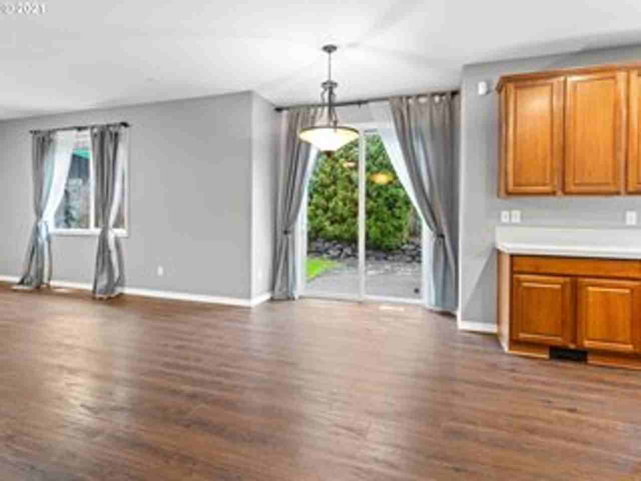 16037 Se Peace Ct - Photo 6 of 26