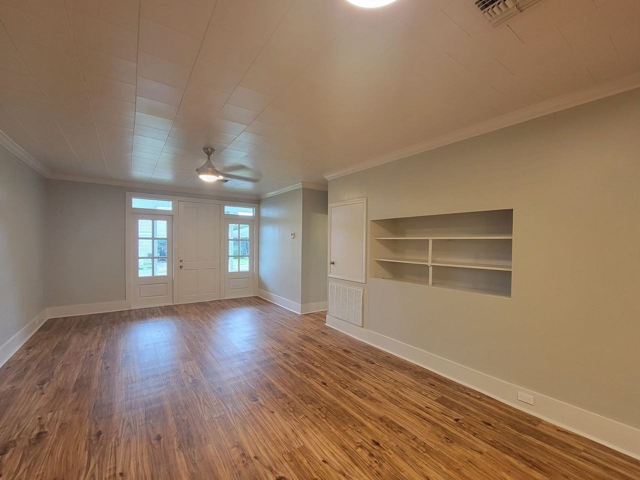 406 N Theriot St - Photo 3 of 6