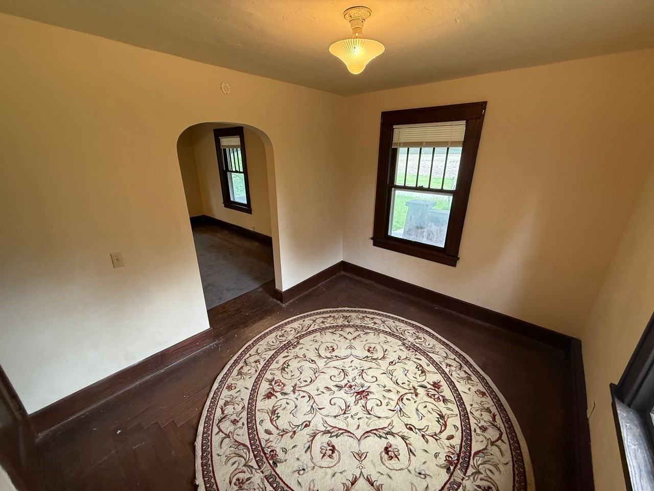 7138 N Jefferson St - Photo 4 of 18