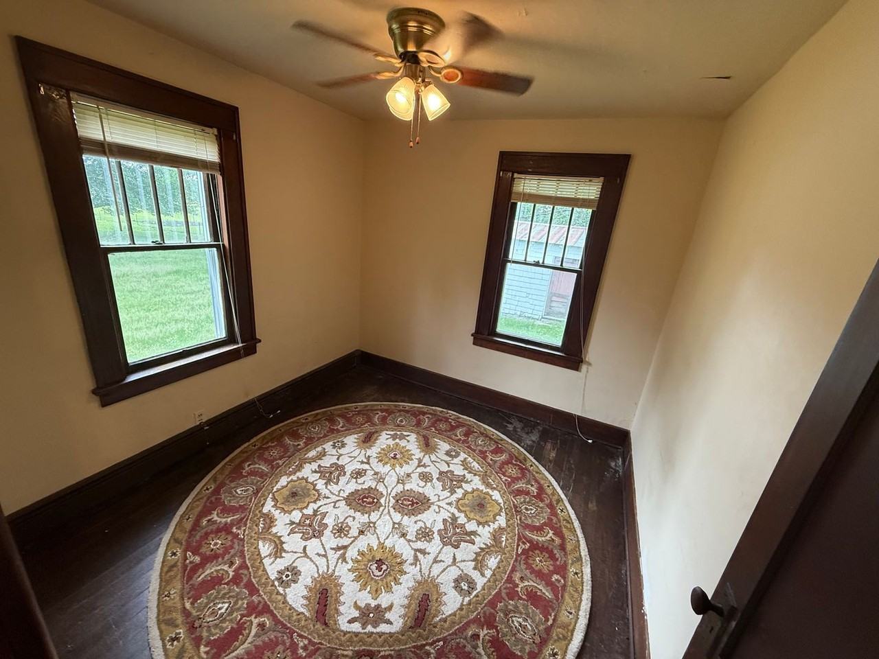 7138 N Jefferson St - Photo 5 of 18