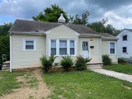 featured image of 420 N Elm St