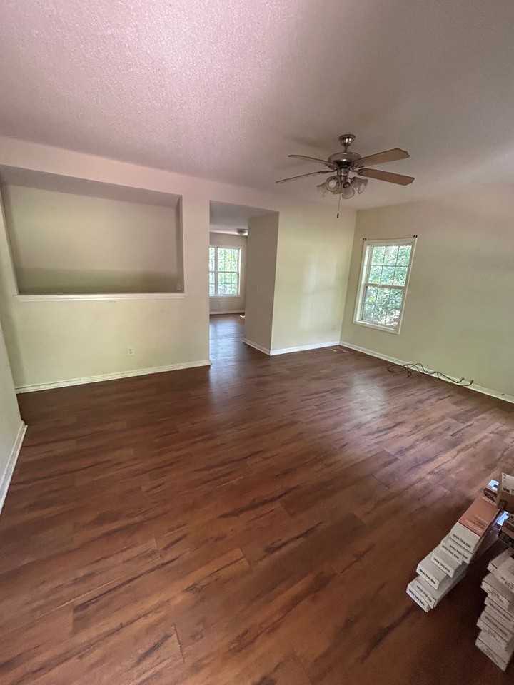 110 Widgeon Dr - Photo 3 of 23