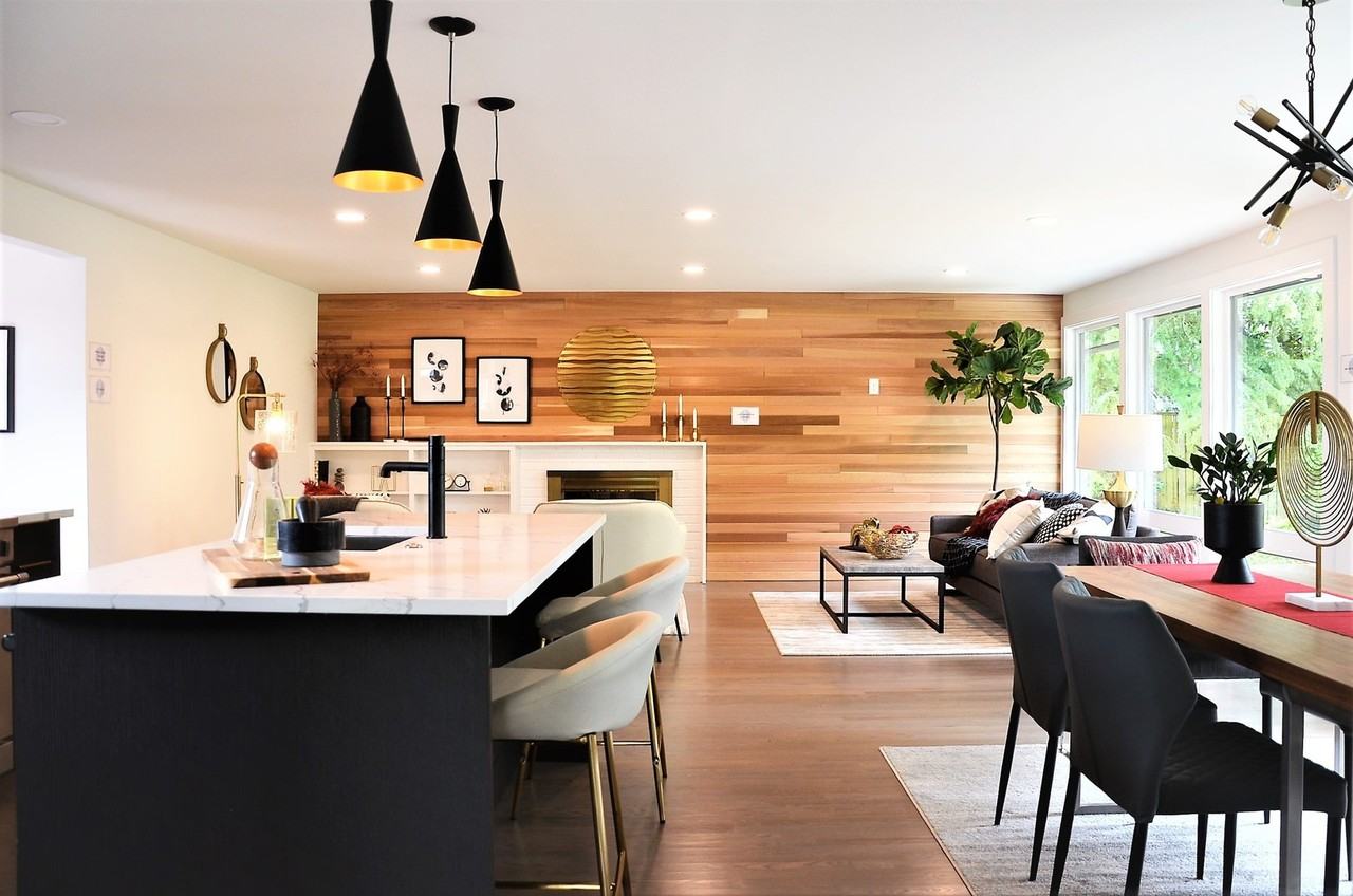 1028 159th Pl Se - Photo 3 of 14