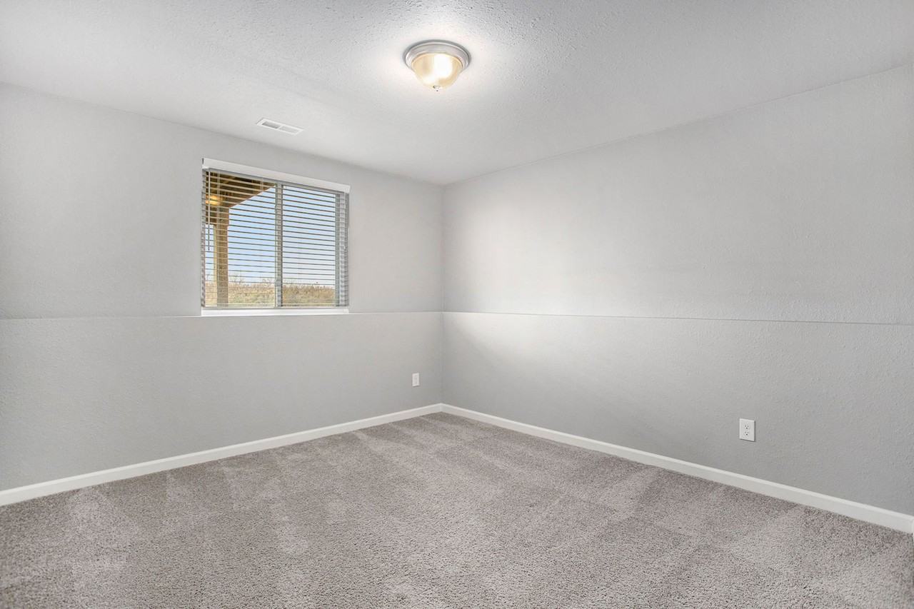 2674 Blooming Bud Ln Se - Photo 6 of 13