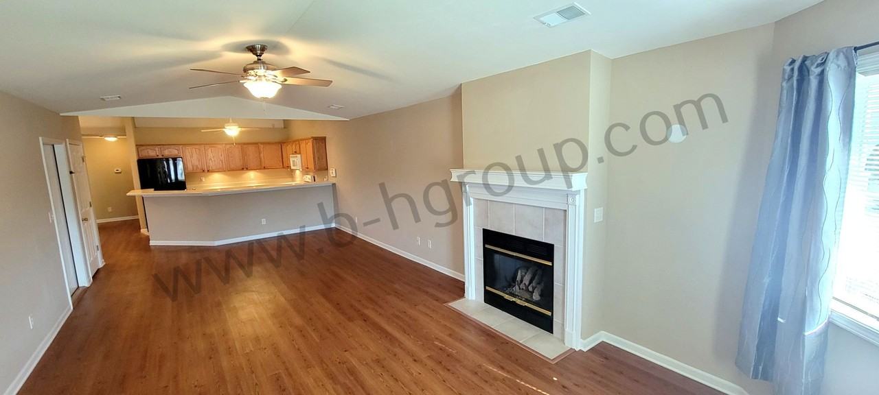 1947 27th Ave - Photo 2 of 39