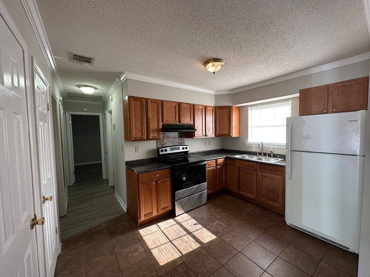2825 Shenandoah Dr - Photo 6 of 12