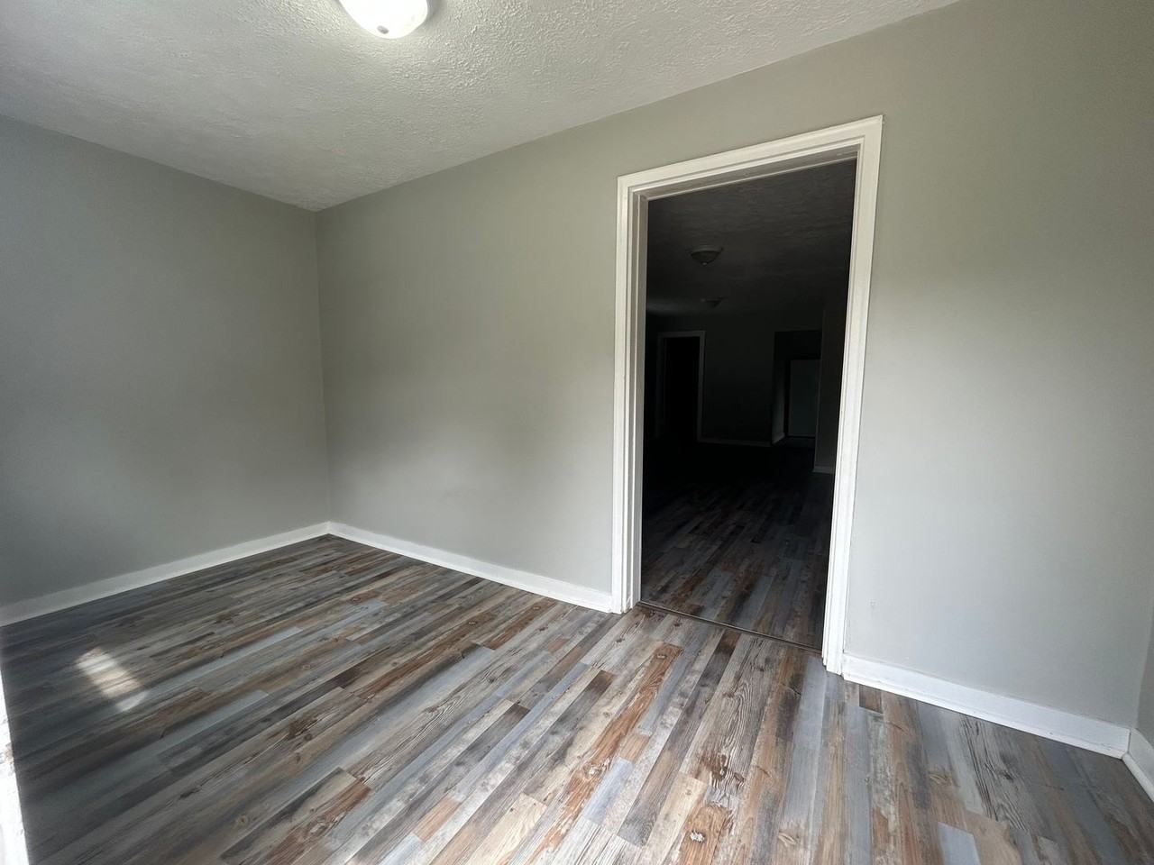 642 N Elm St - Photo 2 of 10