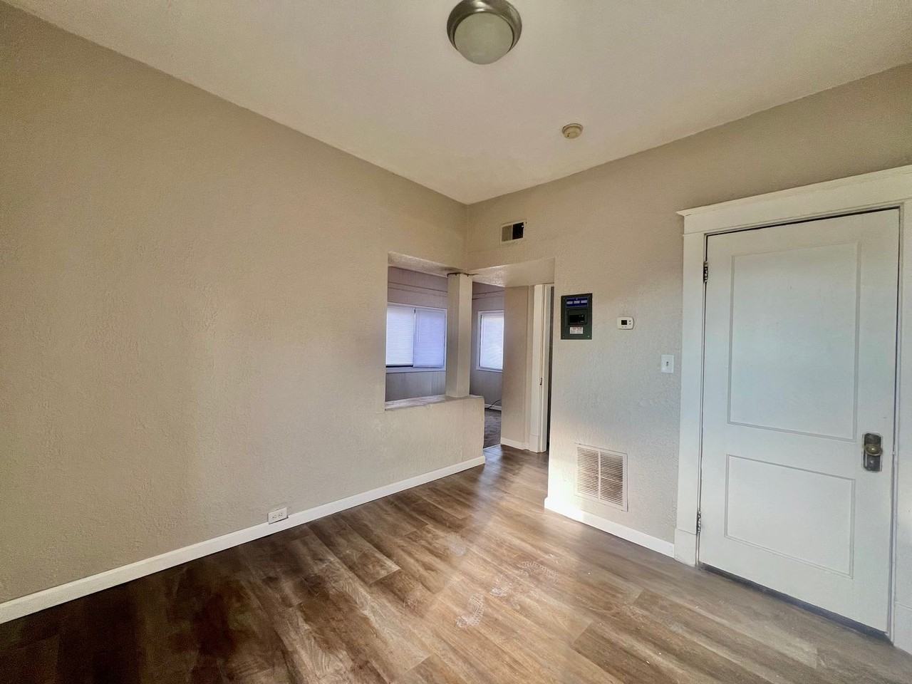 Cornflower Blue Properties, LLC (BNR) - Photo 5 of 14
