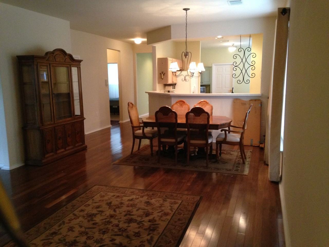 106 Bowie Cir - Photo 3 of 19