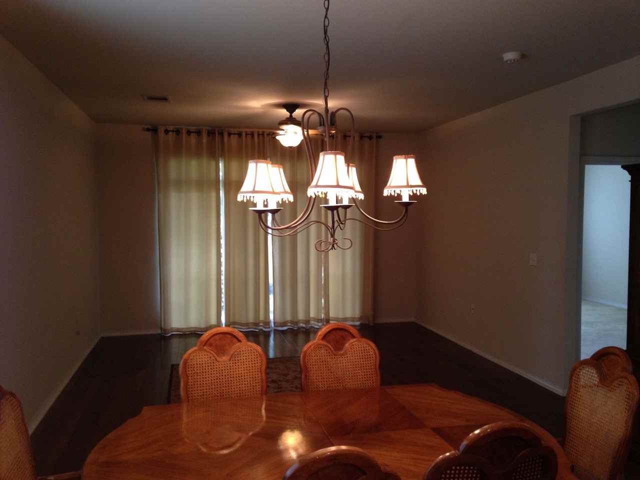 106 Bowie Cir - Photo 4 of 19