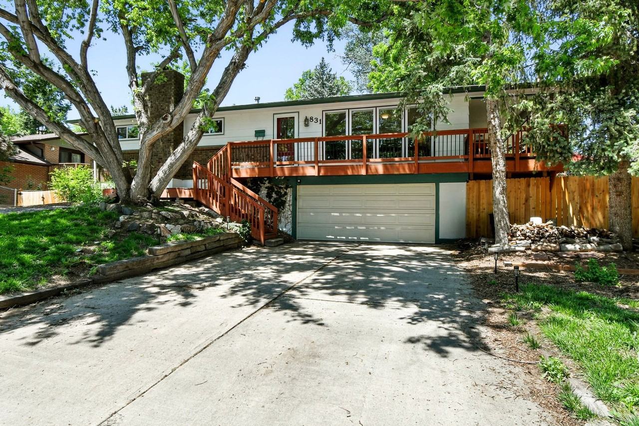 831 S Arbutus St - Photo 2 of 49