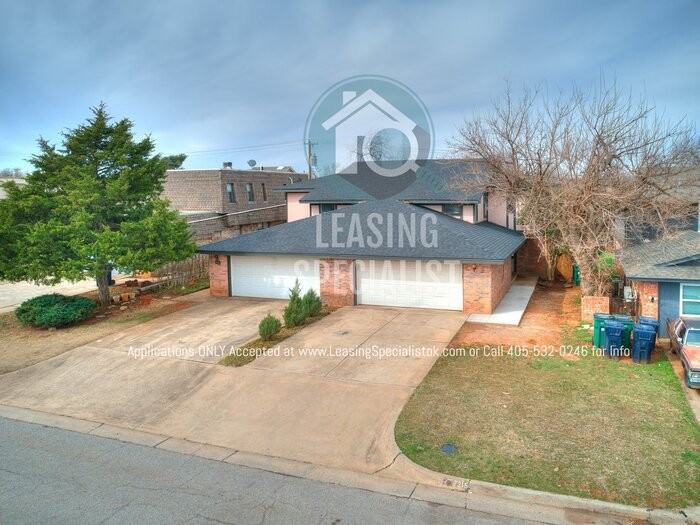 7215 Edenborough Dr - Photo 3 of 48