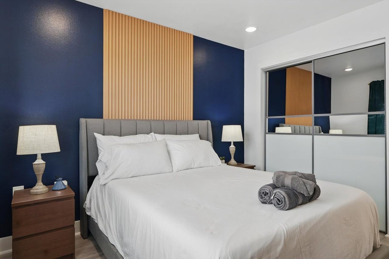 4416 San Jacinto St #102 - Photo 4 of 26