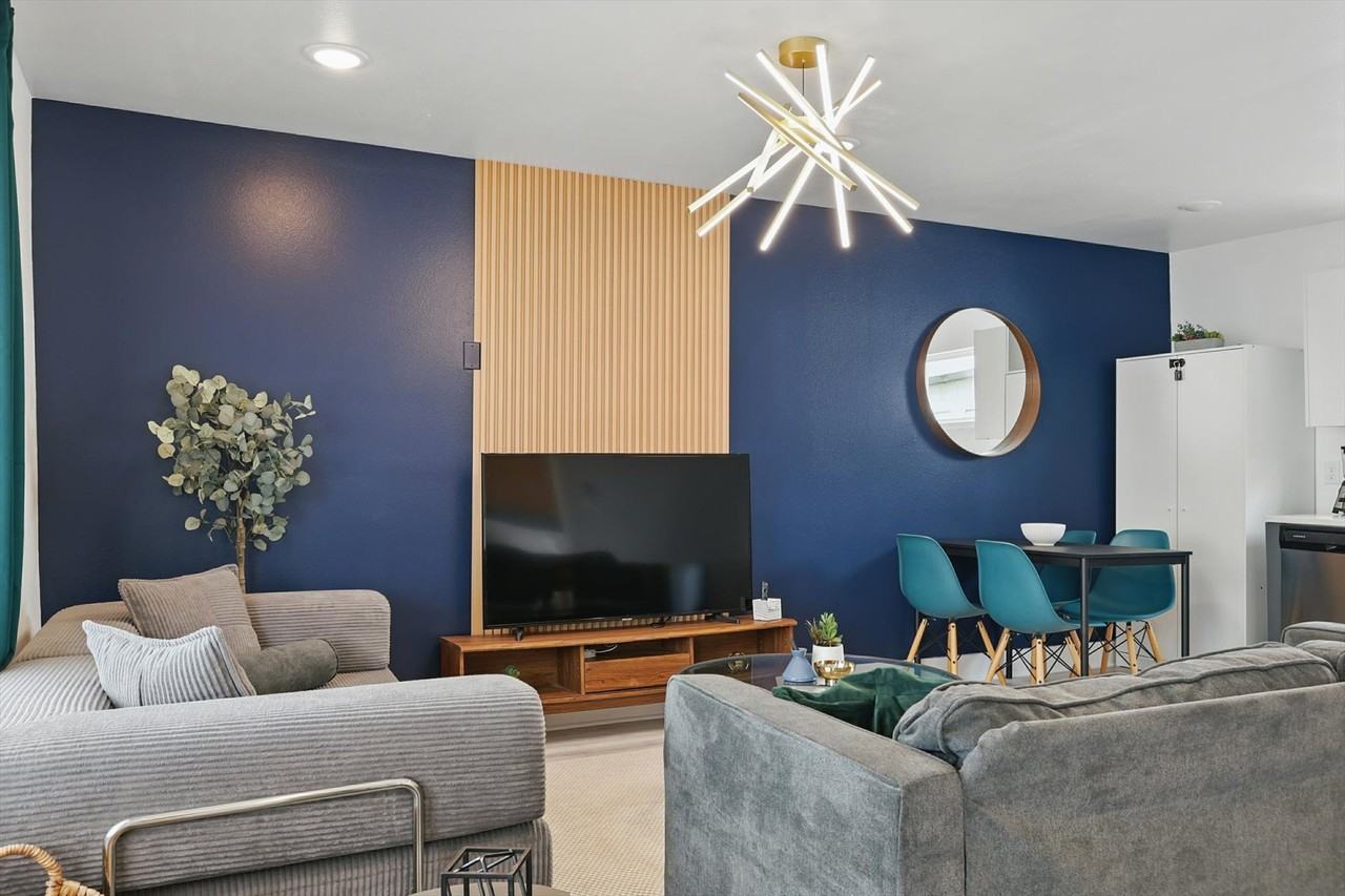 4416 San Jacinto St #102 - Photo 6 of 26