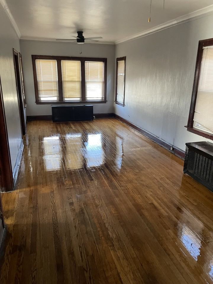 10422 S Calhoun Ave #NA - Photo 3 of 7