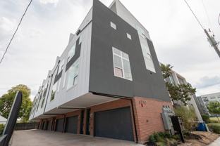 4210 Roseland Ave - Photo 1 of 1