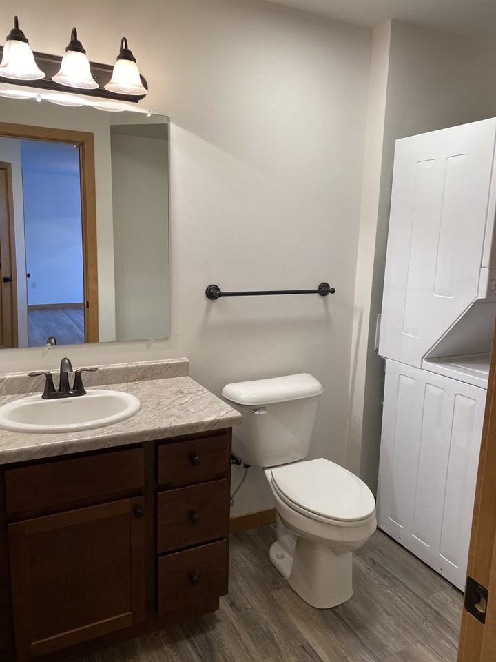 619 Spruce Ln #16 - Photo 3 of 7