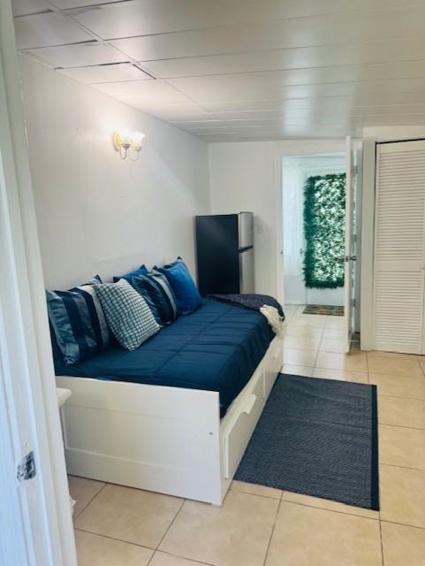 5251 Sw 29th St #B - Photo 3 of 17