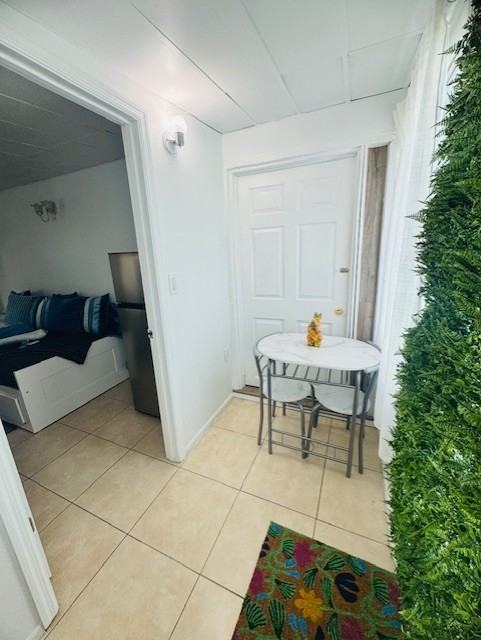 5251 Sw 29th St #B - Photo 7 of 17