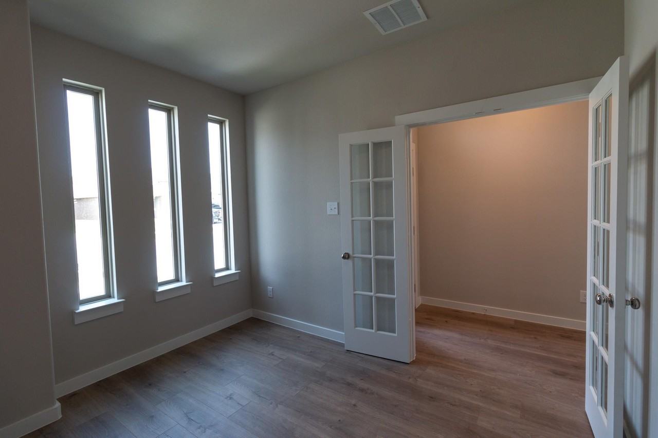 1140 Enchanted Rock Ln #NA - Photo 3 of 28