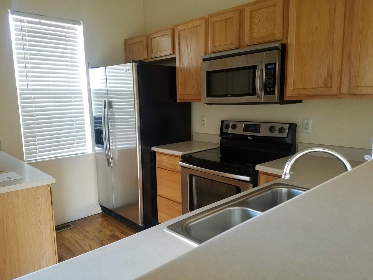 695 S Depew St #695 - Photo 3 of 12