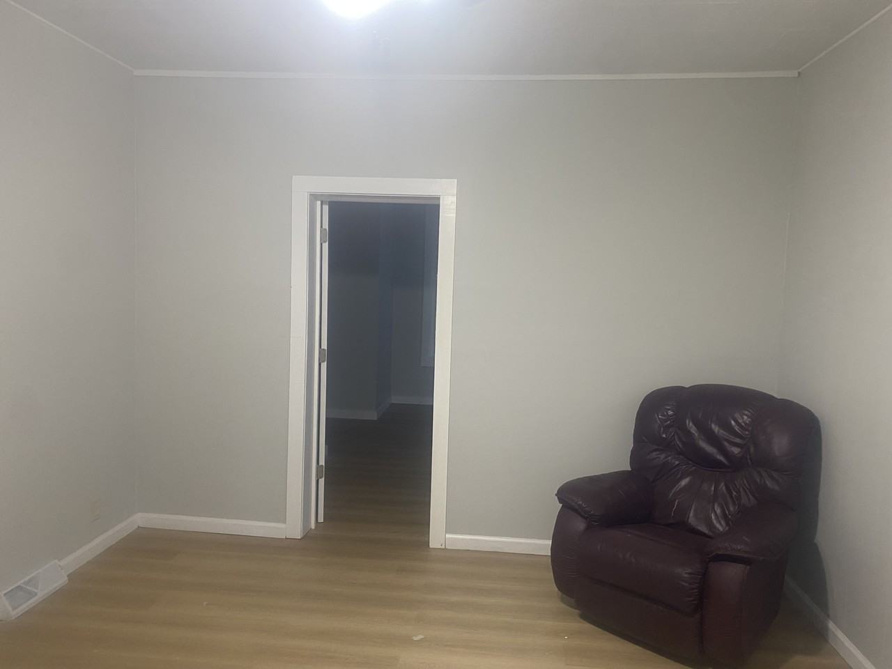 926 W Washington St #1 - Photo 6 of 13