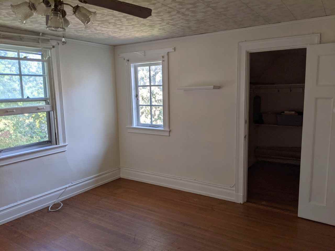 1058 South Ave #2 - Photo 2 of 7