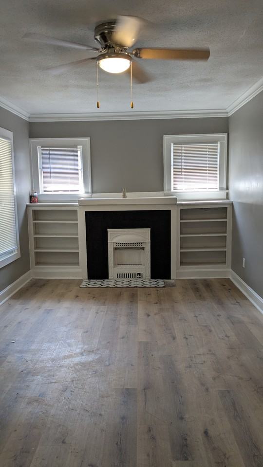 1916 E 55th St #NA - Photo 2 of 13