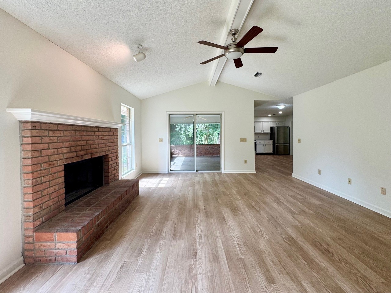 11640 Halethorpe Dr #NA - Photo 2 of 16