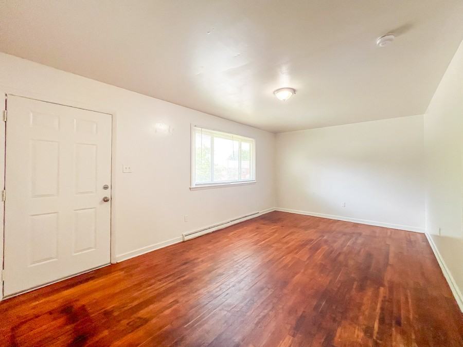 1107 W Augusta Ave #NA - Photo 2 of 11