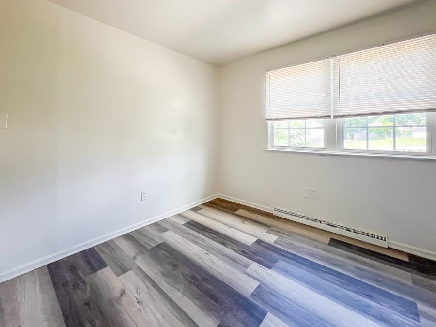 1107 W Augusta Ave #NA - Photo 6 of 11